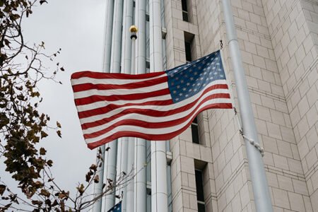 Assistance aux particuliers et entreprises