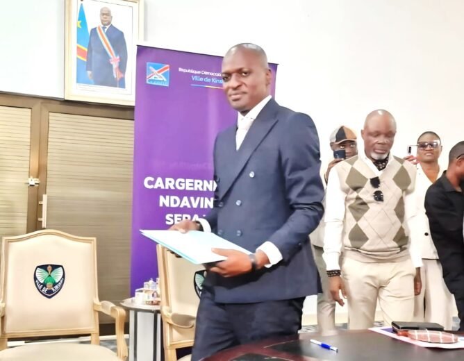 Réinventer Kinshasa : la RIMMOKIN face au défi du logement, avec Olivier Junior Bidi en chef d’orchestre